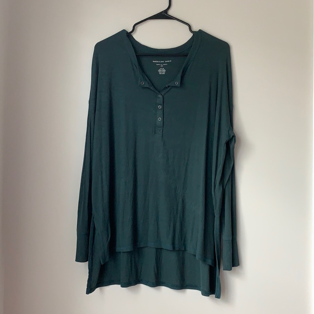 American Eagle Oversized Henley